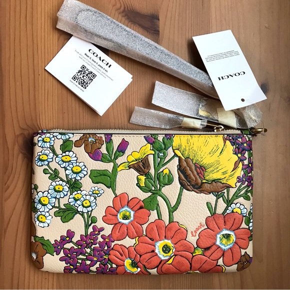🌸 Coach Small Wristlet With Floral Print Polished pebble leather - Picture 6 of 12